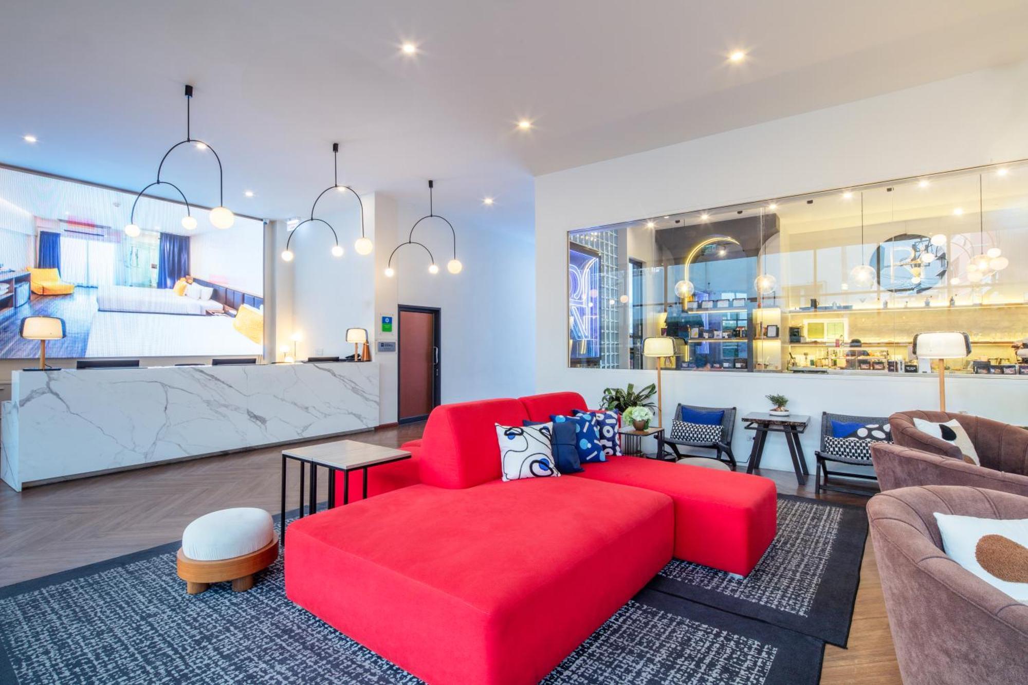 Surestay By Best Western Iconic Ari-Jatujak Bangkok Exterior photo